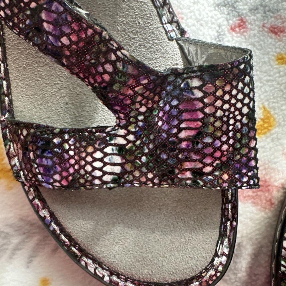 Alegria Loti Wedge Sandal Sz 37/6.5Leather Purple Metallic Chrome Snakeskin Boho